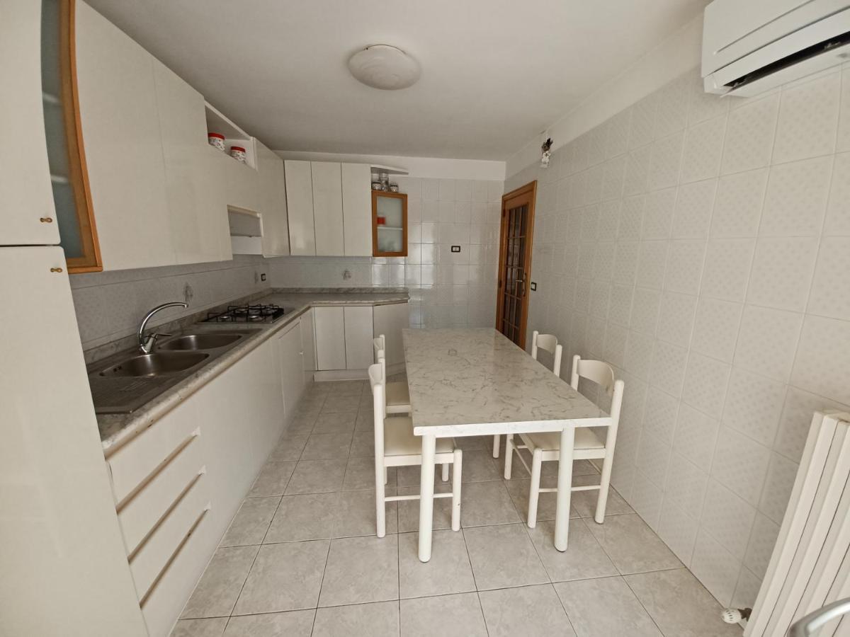 Appartamento Felicia Σαν Μπενεντέτο ντελ Τρόντο Εξωτερικό φωτογραφία