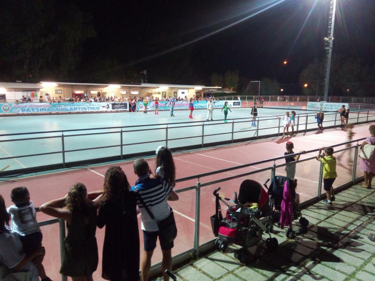 Appartamento Felicia Σαν Μπενεντέτο ντελ Τρόντο Εξωτερικό φωτογραφία